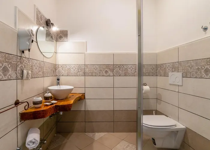 Agriturismo Primaluce مزرعة للإقامة *