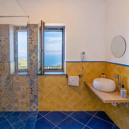 Farm stay Agriturismo Primaluce Sorrento