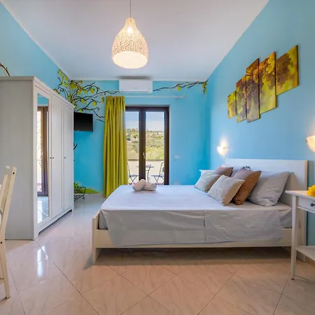 Agriturismo Primaluce Farm stay